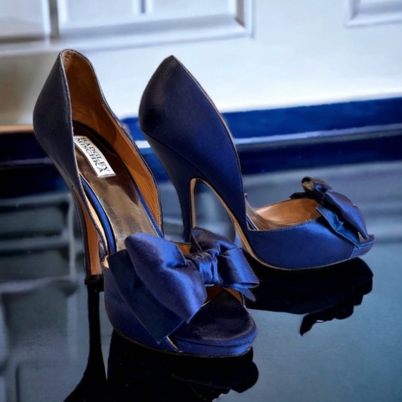 BADGLEY MISCHKA royal blue silk/satin beautiful bow Size 10. - Picture 3 of 17